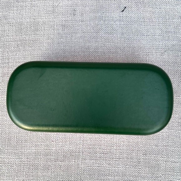 Kate Spade Hard Case for eyeglasses or sunglasses main image 5